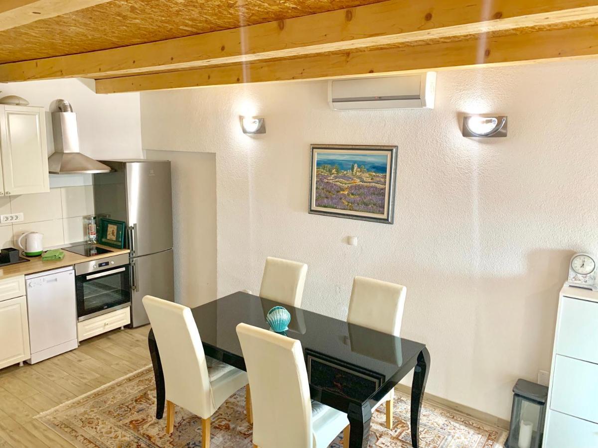 Summer Apartment Makarska Eksteriør billede